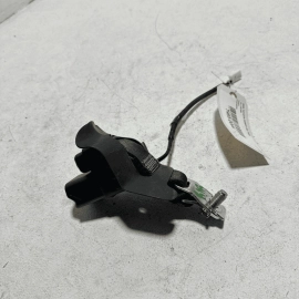 TOYOTA CAMRY 2018-22 REAR PASSENGER SIDE SEATBELT SEAT BELT BUCKLE OEM