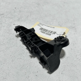 2018-23 TOYOTA CAMRY REAR LEFT DRIVER SIDE TAILLIGHT MOUNT BRACKET RETAINER OEM
