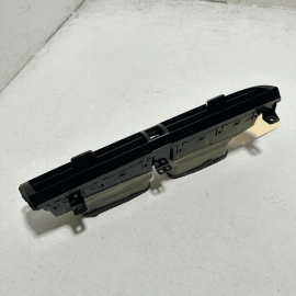 2018-2019-2020 TOYOTA CAMRY SE DASH DASHBOARD CENTER OUTER AIR VENT GRILLE OEM