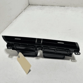 2018-2019-2020 TOYOTA CAMRY SE DASH DASHBOARD CENTER OUTER AIR VENT GRILLE OEM