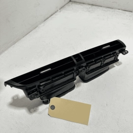2018-2019-2020 TOYOTA CAMRY SE DASH DASHBOARD CENTER OUTER AIR VENT GRILLE OEM