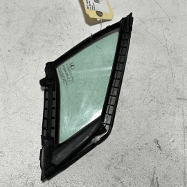 HONDA PILOT 2016-2022 FRONT LEFT DRIVER SIDE DOOR WINDOW CORNER FIXED GLASS OEM