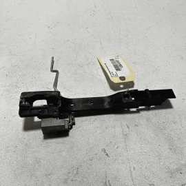 HONDA PILOT 2016-2022 FRONT DRIVER SIDE EXTERIOR DOOR HANDLE BASE BRACKET OEM HONDA PILOT 2016-2022 FRONT DRIVER SIDE EXTERIOR DOOR HANDLE BASE BRACKET OEM