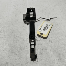 HONDA PILOT 2016-2022 FRONT DRIVER SIDE EXTERIOR DOOR HANDLE BASE BRACKET OEM HONDA PILOT 2016-2022 FRONT DRIVER SIDE EXTERIOR DOOR HANDLE BASE BRACKET OEM