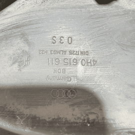 Rear Right Side Suspension Spindle Knuckle & Hub Audi A8 2011-2018 OEM