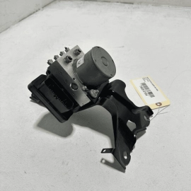 TOYOTA CAMRY 2018-2020 ABS ANTI LOCK BRAKE PUMP MODULE UNIT W/ MOUNT BRACKET OEM