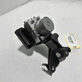 TOYOTA CAMRY 2018-2020 ABS ANTI LOCK BRAKE PUMP MODULE UNIT W/ MOUNT BRACKET OEM