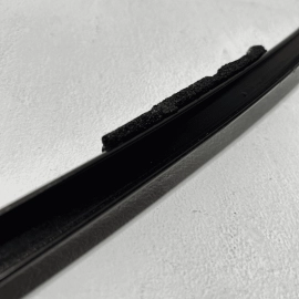 HONDA PILOT 16-22 FRONT PASSENGER SIDE DOOR WINDOW GLASS SASH CHANNEL GUIDE OEM