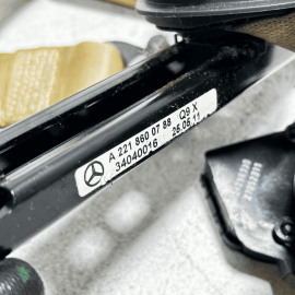 2007-2013 MERCEDES S550 W221 FRONT LEFT DRIVER SIDE SEAT BELT RETRACTOR OEM