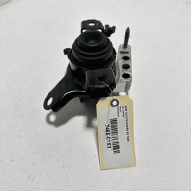 2018-2024 TOYOTA CAMRY SE ENGINE MOTOR RIGHT SIDE MOUNT BRACKET SUPPORT OEM