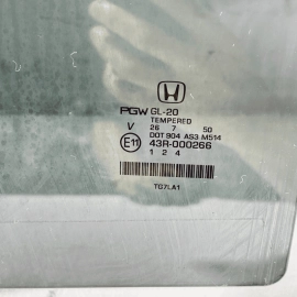 HONDA PILOT 2016-2018 Passport REAR LEFT DRIVER SIDE DOOR WINDOW GLASS OEM