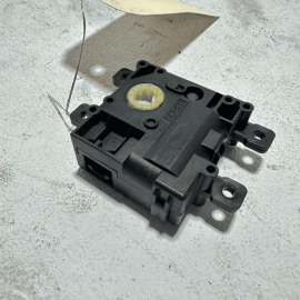 2018-19-20-21-22-23-2024 TOYOTA CAMRY SE HVAC Air Inlet Door Actuator Motor OEM