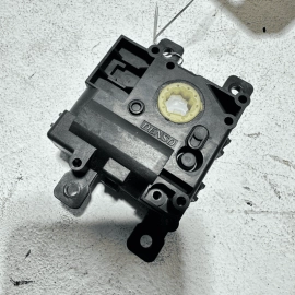 2018-19-20-21-22-23-2024 TOYOTA CAMRY SE HVAC Air Inlet Door Actuator Motor OEM