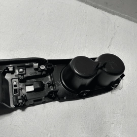 HONDA PILOT 16-22 REAR DRIVER SIDE DOOR ARMREST & SWITCH BEZEL & CUPHOLDER OEM HONDA PILOT 16-22 REAR DRIVER SIDE DOOR ARMREST & SWITCH BEZEL & CUPHOLDER OEM