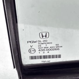 HONDA PILOT 2016-2022 REAR LEFT DRIVER SIDE DOOR WINDOW CORNER FIXED GLASS OEM