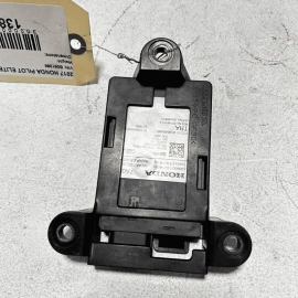 HONDA PILOT 2016-2018 REAR PASSENGER SIDE BLIND SPOT RADAR SENSOR MODULE OEM
