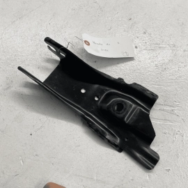 18-20 HONDA ACCORD FRONT SUSPENSION SUBFRAME LEFT REARWARD STAY BRACKET OEM