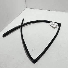 2015-2020 ACURA TLX REAR RIGHT PASSENGER SIDE DOOR WINDOW GLASS RUN CHANNEL OEM