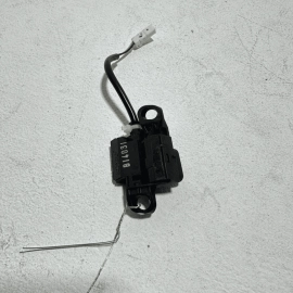 2015-2020 ACURA TLX FRONT RIGHT PASSENGER SIDE DOOR BLIND SPOT INDICATOR OEM 2015-2020 ACURA TLX FRONT RIGHT PASSENGER SIDE DOOR BLIND SPOT INDICATOR OEM