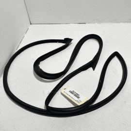 2015-2020 ACURA TLX FRONT RIGHT PASSENGER SIDE DOOR OUTER WEATHER STRIP SEAL OEM 2015-2020 ACURA TLX FRONT RIGHT PASSENGER SIDE DOOR OUTER WEATHER STRIP SEAL OEM