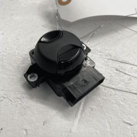 2012-2021 VOLKSWAGEN PASSAT FRONT LEFT SIDE SEAT LUMBAR SWITCH 561959777 OE