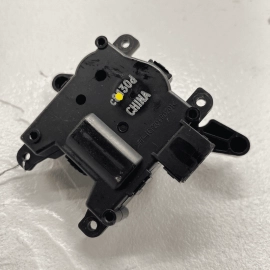 2016 - 2021 Honda Pilot HVAC Duct Flap Door Vent Actuator Blend Motor OEM