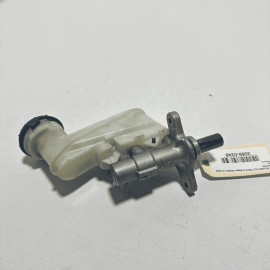 2015 - 2020 ACURA TLX MDX MASTER BRAKE CYLINDER W/ RESERVOIR OEM