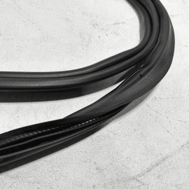 Liftgate Tailgate Lift Gate Weatherstrip Seal Volkswagen Taos 2022-2024 OEM