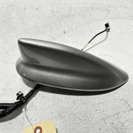 2017-2020 ACURA MDX EXTERIOR ROOF SHARK FIN ANTENNA SILVER NH830M OEM 2017-2020 ACURA MDX EXTERIOR ROOF SHARK FIN ANTENNA SILVER NH830M OEM
