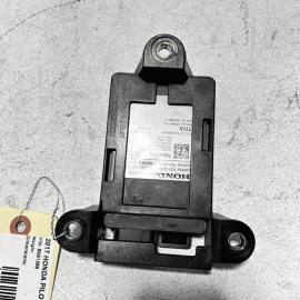 HONDA PILOT 2016-2018 REAR LEFT DRIVER SIDE BLIND SPOT RADAR SENSOR MODULE OEM