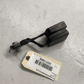 MERCEDES W221 S550 REAR CENTER & PASSENGER SIDE SEAT BELT BUCKLE OEM 2007 -