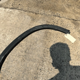 2016-2022 Honda Pilot Front Passenger Side Fender Wheel Arch Flare Molding OEM