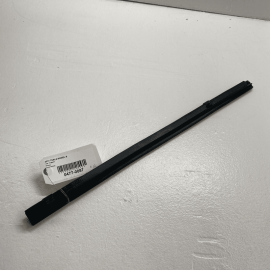 TESLA MODEL S 2012-2020 FRONT PASSENGER DOOR WINDOW INNER BELT WEATHERSTRIP