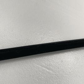 TESLA MODEL S 2012-2020 FRONT PASSENGER DOOR WINDOW INNER BELT WEATHERSTRIP