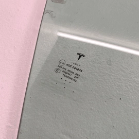 2012 - 2020 Tesla Model S Front Right Passenger Side Door Window Glass OEM