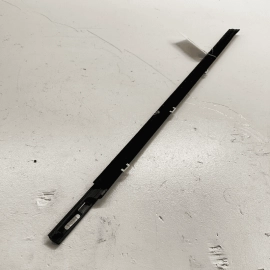 2018 - 2021 Honda Pilot Front Driver Side Door Window Belt Molding Cover OE 2018 - 2021 Honda Pilot Front Driver Side Door Window Belt Molding Cover OE