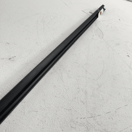 2006 – 2009 MERCEDES E350 W211 Inner Weather-Strip Sealing RAIL LEFT FRONT OEM