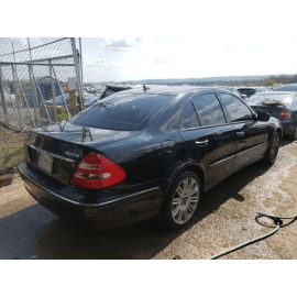 2006 – 2009 MERCEDES E350 W211 Inner Weather-Strip Sealing RAIL LEFT FRONT OEM