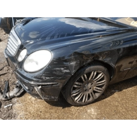 2006 – 2009 MERCEDES E350 W211 Inner Weather-Strip Sealing RAIL LEFT FRONT OEM