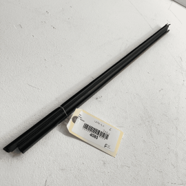 2006 – 2009 MERCEDES E350 W211 Inner Weather-Strip Sealing RAIL LEFT FRONT OEM