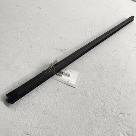 2006 – 2009 MERCEDES E350 W211 Inner Weather-Strip Sealing RAIL LEFT FRONT OEM