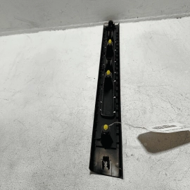 ACURA TLX A-SPEC FRONT PASSENGER SIDE SILL SCUFF PLATE TRIM COVER OEM 2018-20 ACURA TLX A-SPEC FRONT PASSENGER SIDE SILL SCUFF PLATE TRIM COVER OEM 2018-20