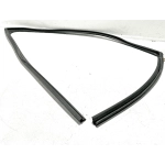 ACURA TLX FRONT RIGHT PASSENGER SIDE DOOR WINDOW GLASS RUN CHANNEL OEM 2015-2020