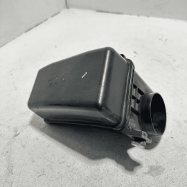 2014 - 2020 ACURA MDX ENGINE AIR CLEANER INTAKE RESONATOR CHAMBER OEM