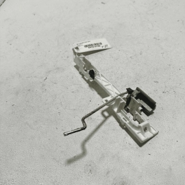 ACURA MDX FRONT PASSENGER SIDE DOOR EXTERIOR HANDLE BASE BRACKET OEM 2014-2020