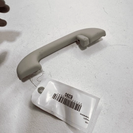 2014 - 2021 JEEP CHEROKEE INTERIOR OVERHEAD GRAB HANDLE REAR SIDE OEM