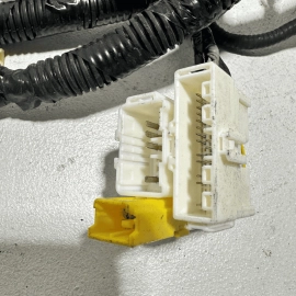 2017-2018 Acura MDX 3.5L Passenger Side Headlight Wiring Harness & Fuse Box OEM 2017-2018 Acura MDX 3.5L Passenger Side Headlight Wiring Harness & Fuse Box OEM