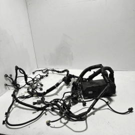 2017-2018 Acura MDX 3.5L Passenger Side Headlight Wiring Harness & Fuse Box OEM 2017-2018 Acura MDX 3.5L Passenger Side Headlight Wiring Harness & Fuse Box OEM