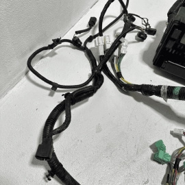 2017-2018 Acura MDX 3.5L Passenger Side Headlight Wiring Harness & Fuse Box OEM 2017-2018 Acura MDX 3.5L Passenger Side Headlight Wiring Harness & Fuse Box OEM