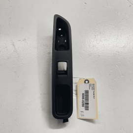 GMC TERRAIN 2018-2023 REAR PASSENGER DOOR WINDOW SWITCH BEZEL TRIM PLATE OE